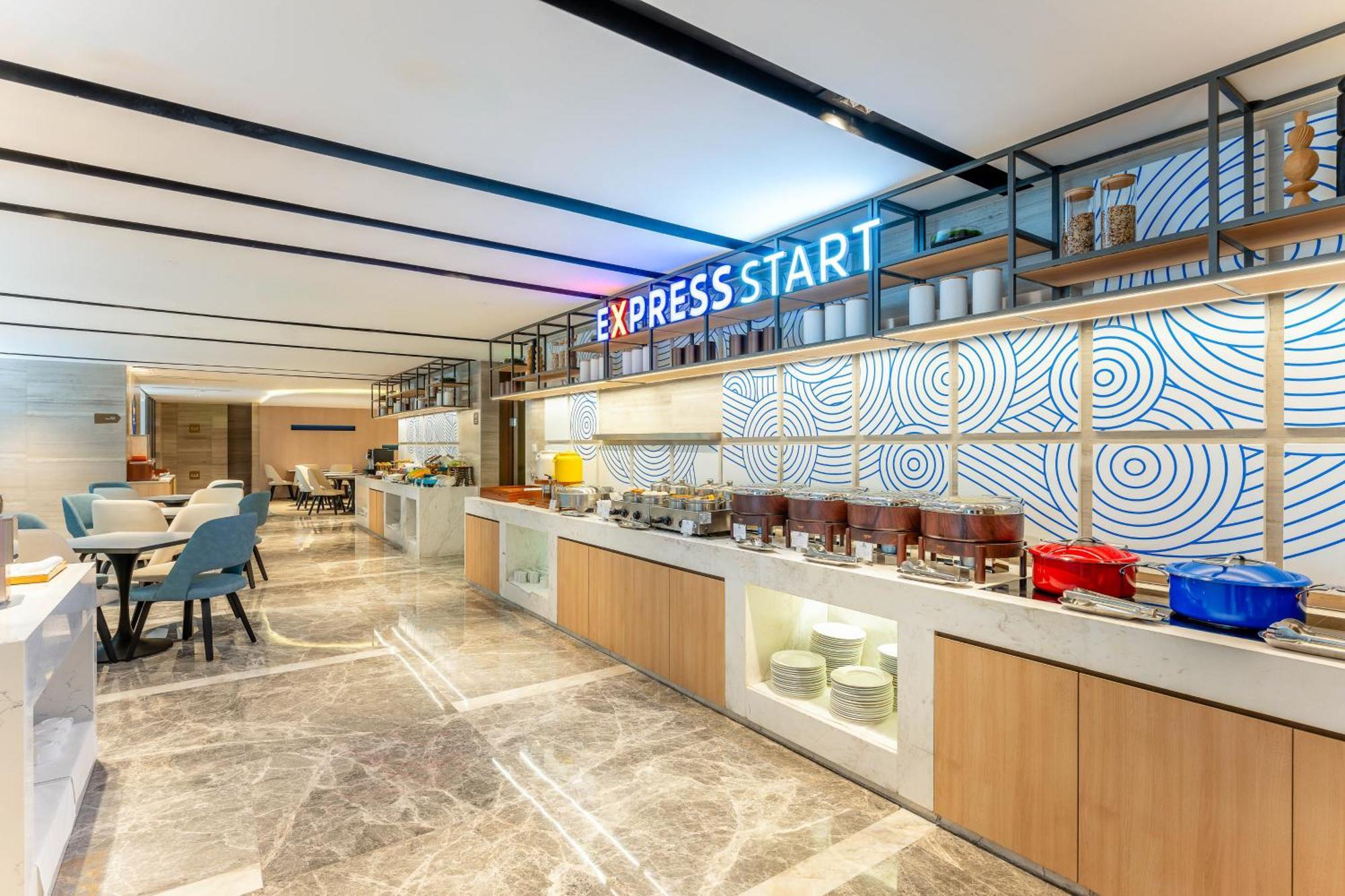 Holiday Inn Express Hangzhou Huanglong Exterior photo
